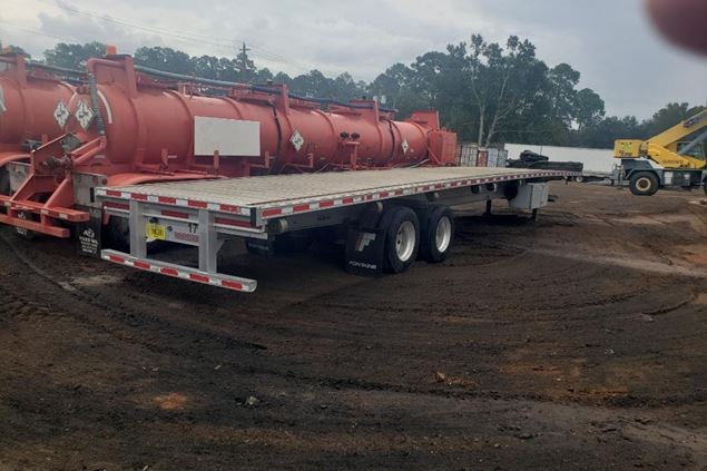 2017 Fontaine Revolution 52 Flatbed Trailer